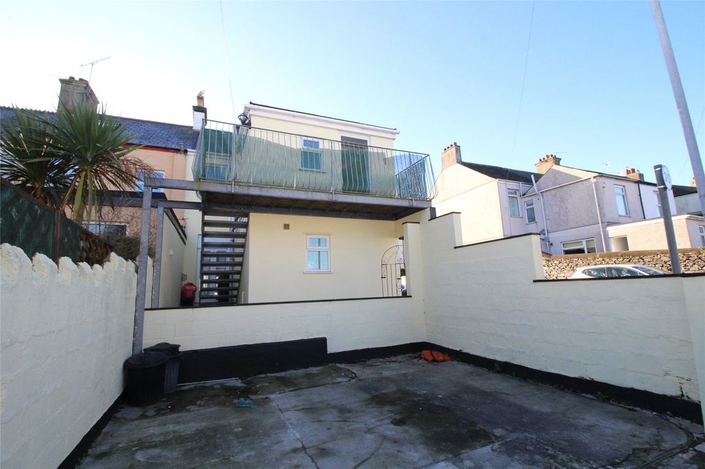 Property photo 2 of 9 Picture No. 05