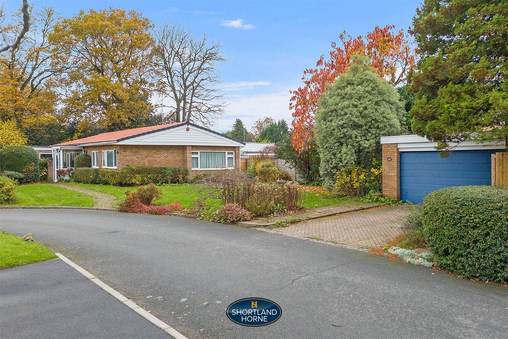 Property photo 1 of 31 12 Broadwater (1 Of 35).Jpg