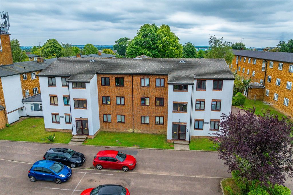 Property photo 2 of 9 Aerial