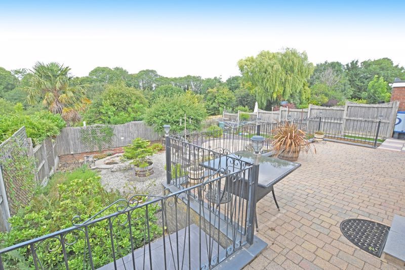 Property photo 2 of 19 Photo 17