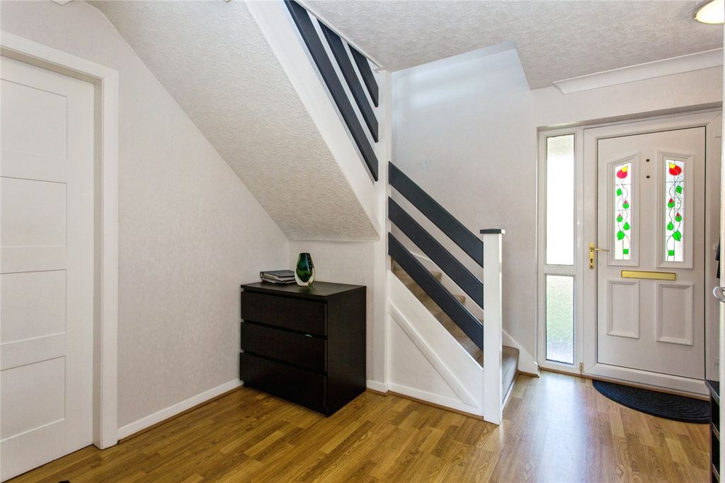 Property photo 3 of 28 Picture No. 23