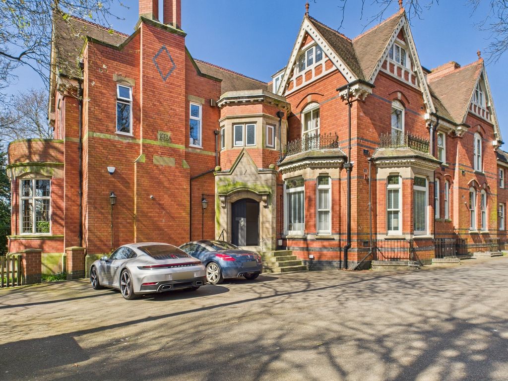 Property photo 1 of 16 28760c02728c400d97E0F47c519759d2100Cam03830G0Pr0132Still026