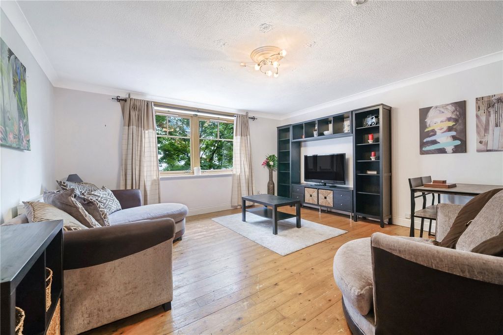 Property photo 2 of 16 Picture No. 05