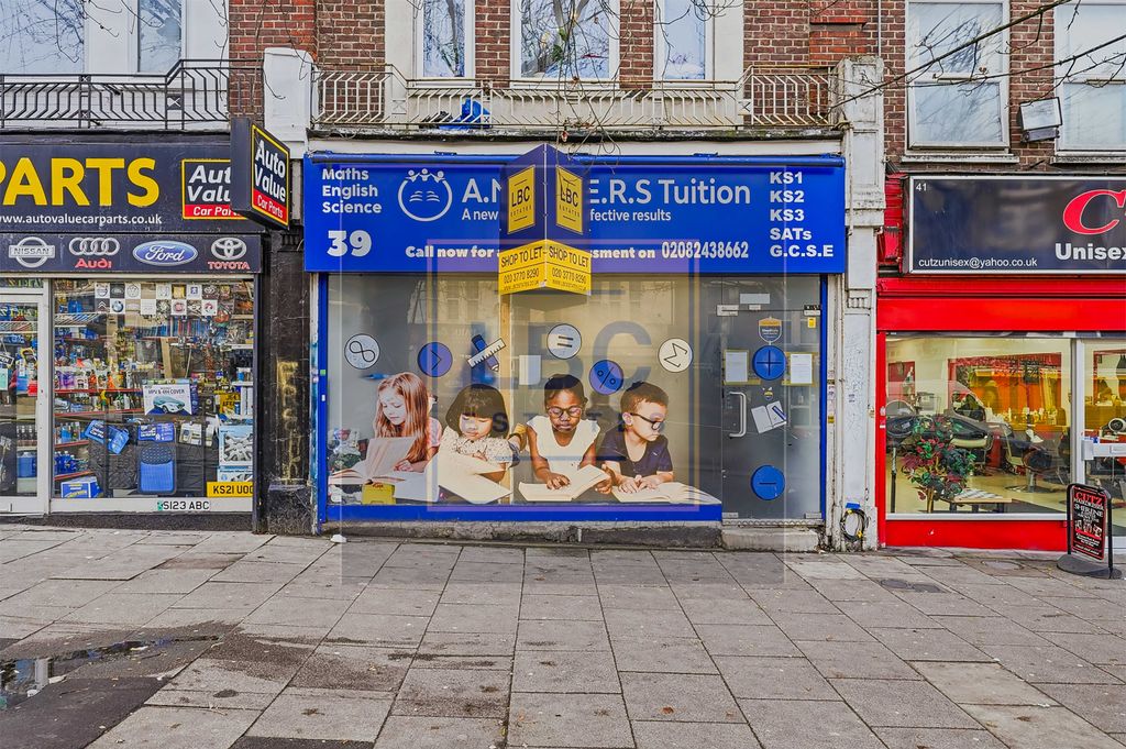 Property photo 2 of 17