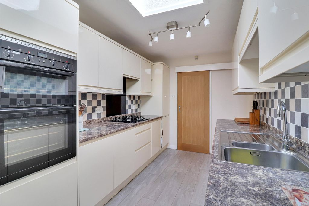 Property photo 3 of 14 Picture No. 07