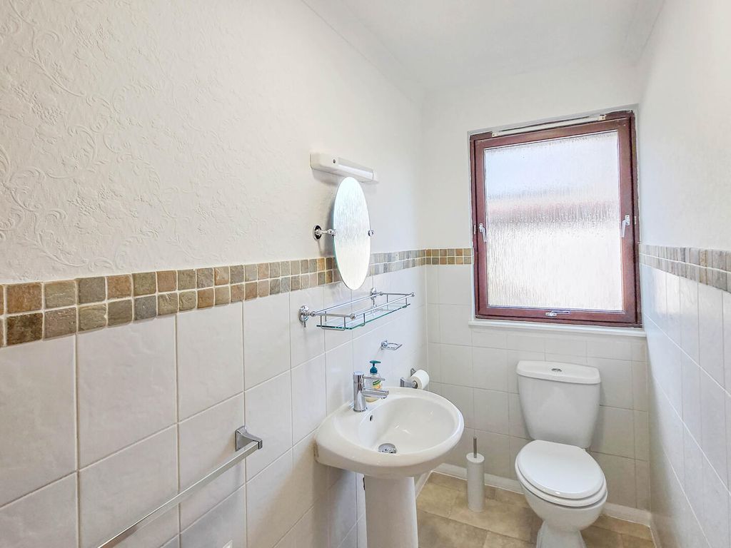 Additional image 12 of 3 bed bungalow to rentArmadale Crescent, Perth PH2