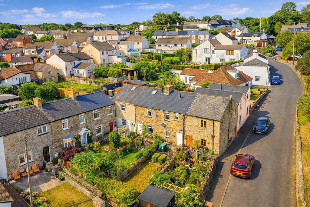 Property photo 1 of 13 Church.Png