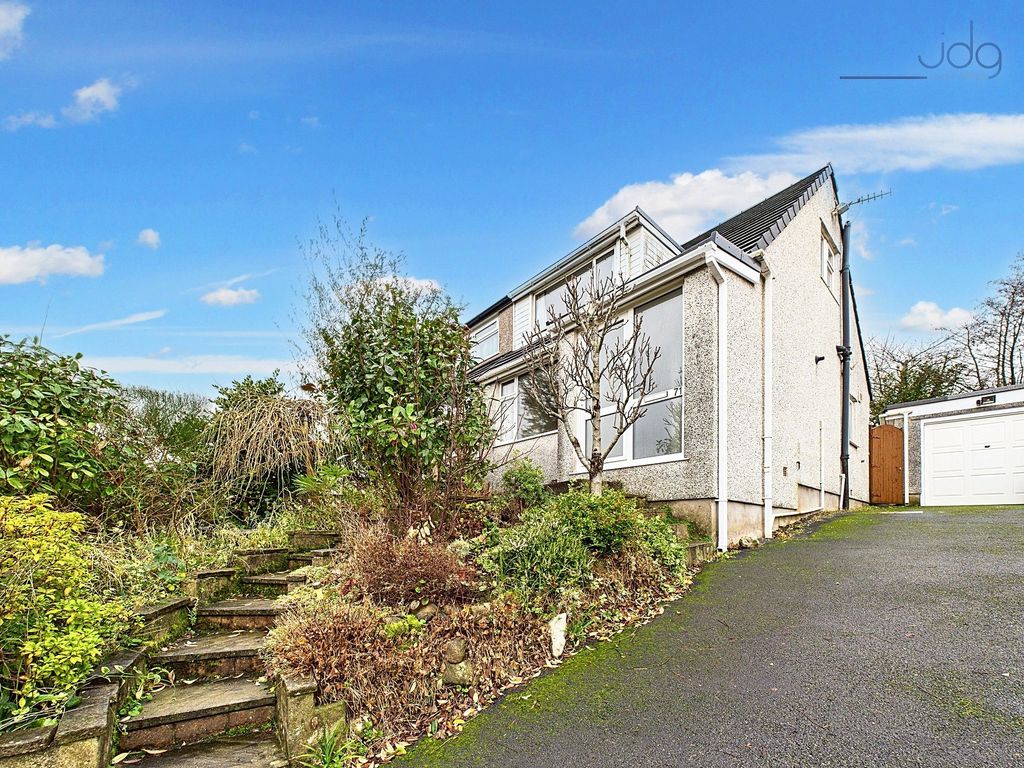 Property photo 1 of 13 Welcome To Crag Road