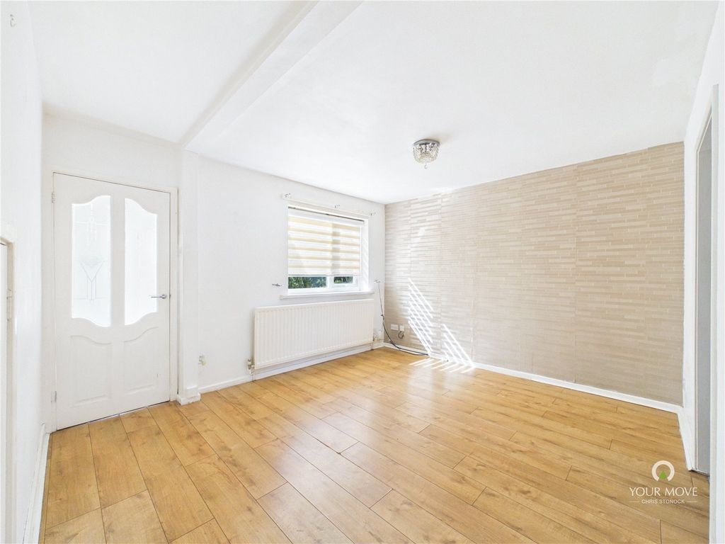 Property photo 2 of 8 Picture No. 07
