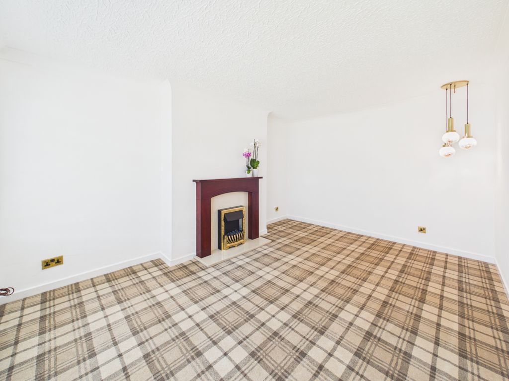 Property photo 2 of 29