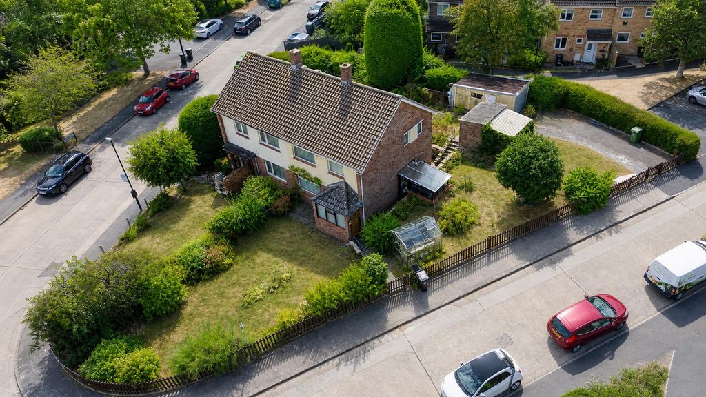 Property photo 2 of 12 2 - 3 Bed Semi-Detached House With Large Plot.Png