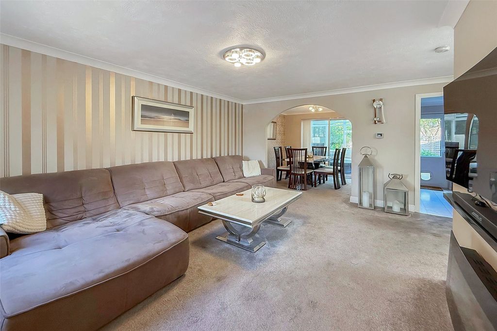 Property photo 2 of 21 Picture No. 44