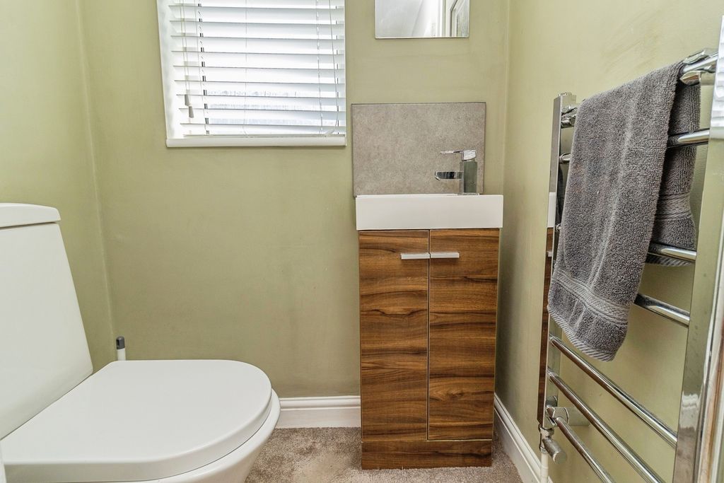 Property photo 2 of 30 Pbox-Img.Jpg