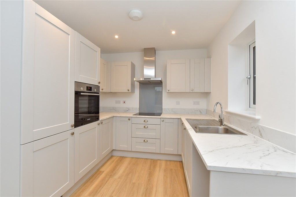 Property photo 3 of 11 Kitchen/Diner