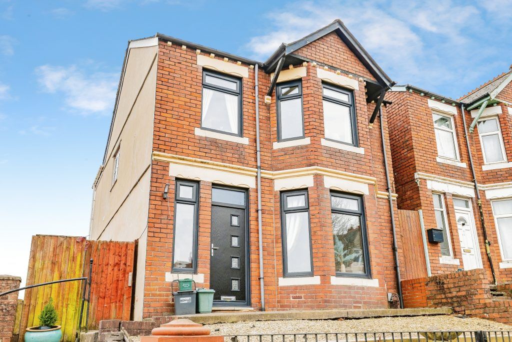 Property photo 1 of 26