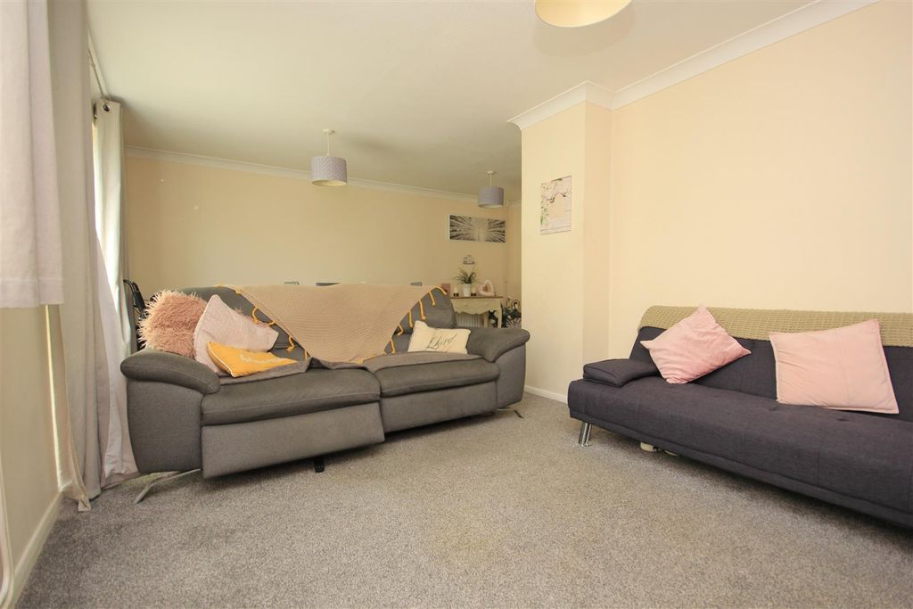 Property photo 2 of 19 Img_2458.Jpg