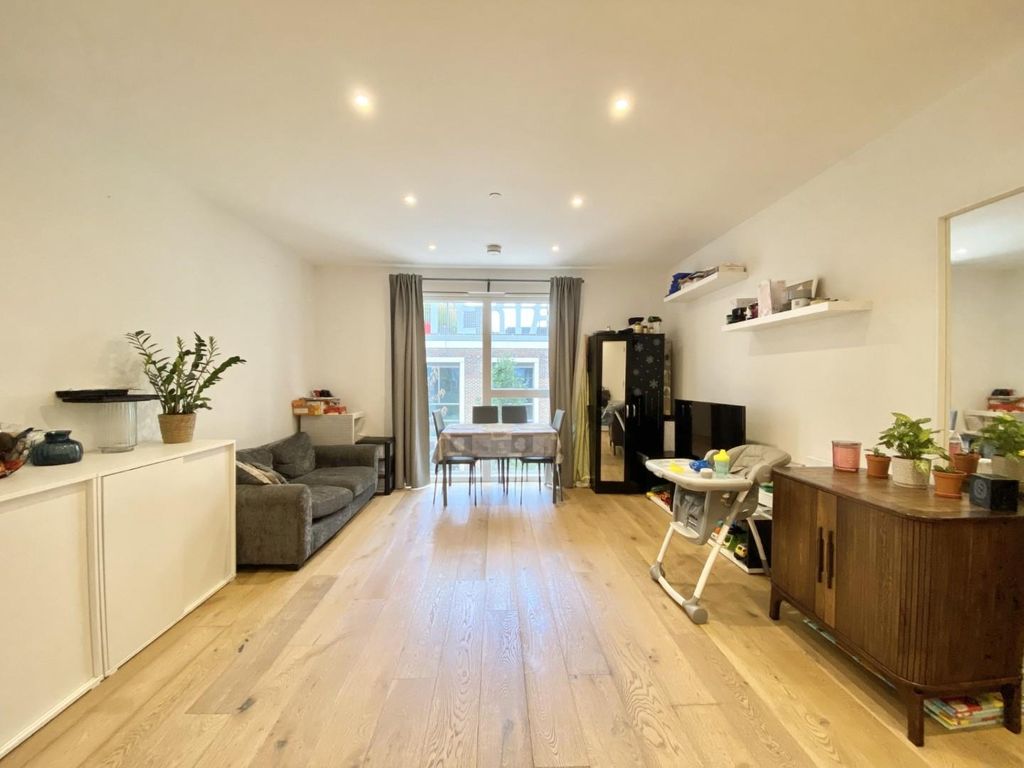 Property photo 1 of 11 Thumbnail_Img_9766.Jpg