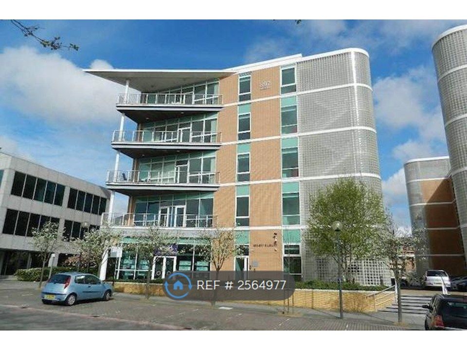 Property photo 1 of 19 Building