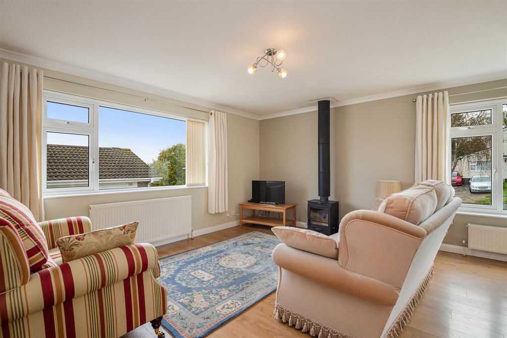 Property photo 2 of 15 6.Jpg