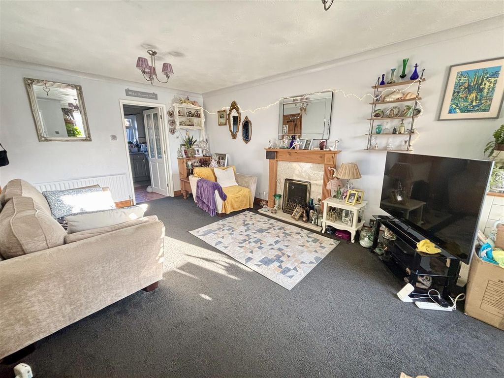 Property photo 3 of 13 Img_4624.Jpeg