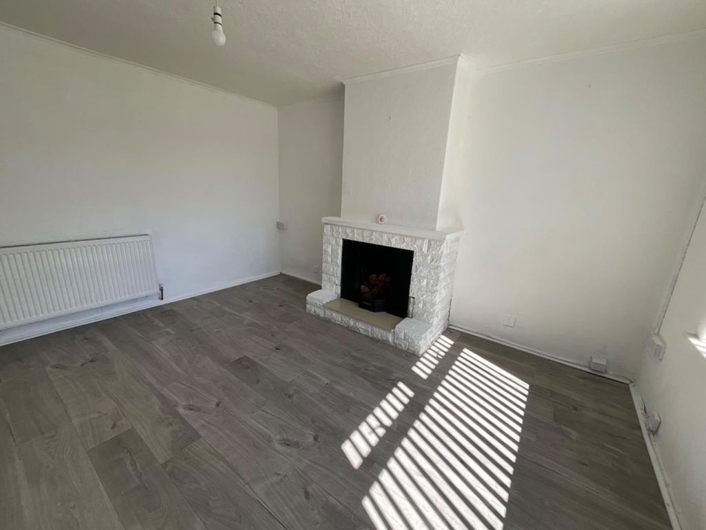 Property photo 2 of 10 Tempimagevydvqg.Jpg