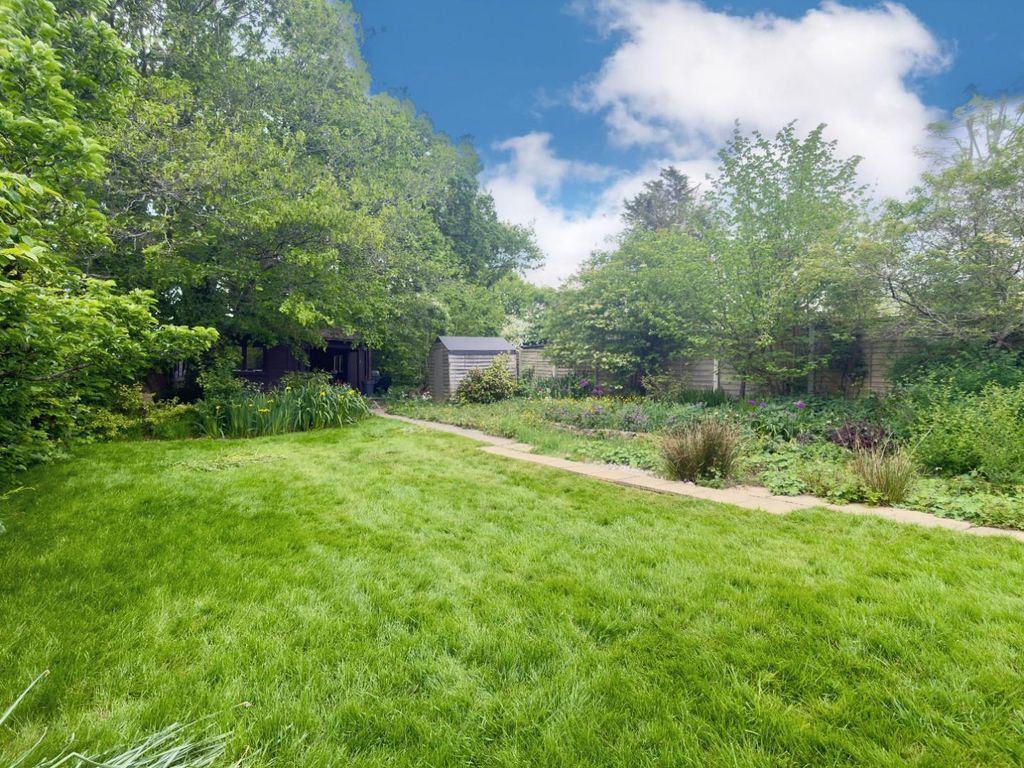 Additional image 33 of 4 bed detached house for saleHorsham Road, Crawley RH11
