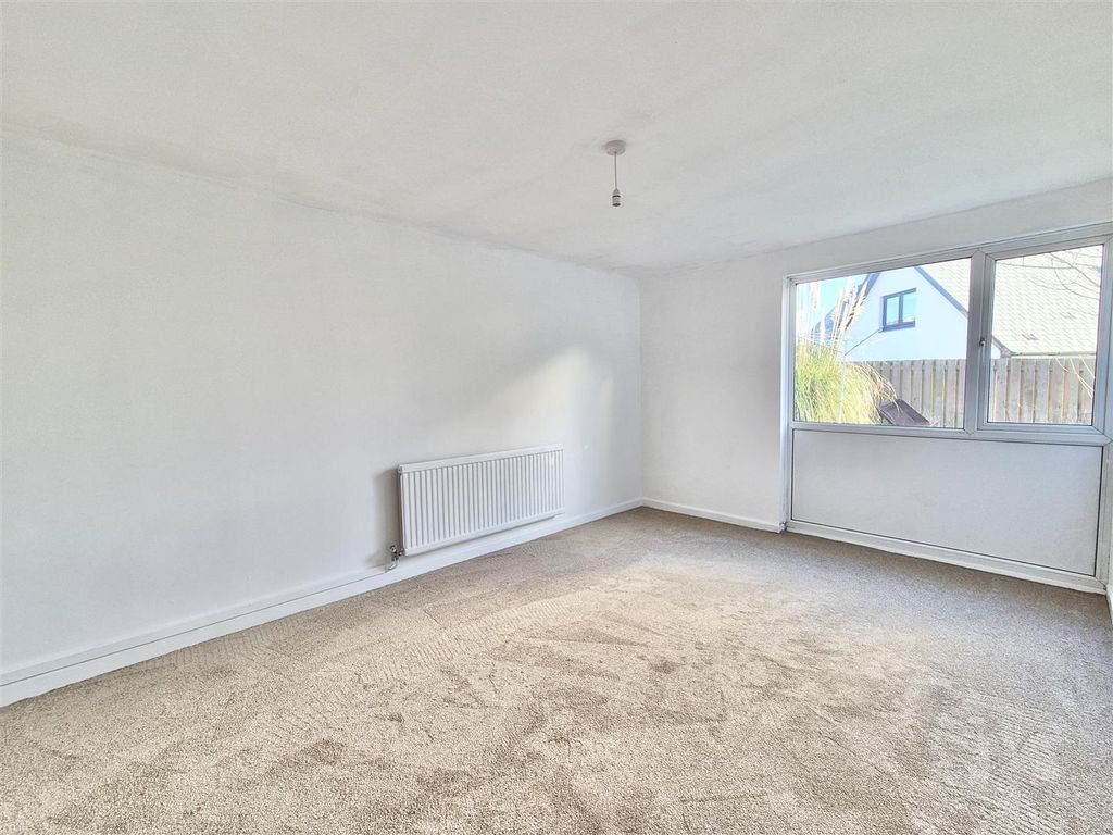 Property photo 3 of 9 20260102_152017.Jpg