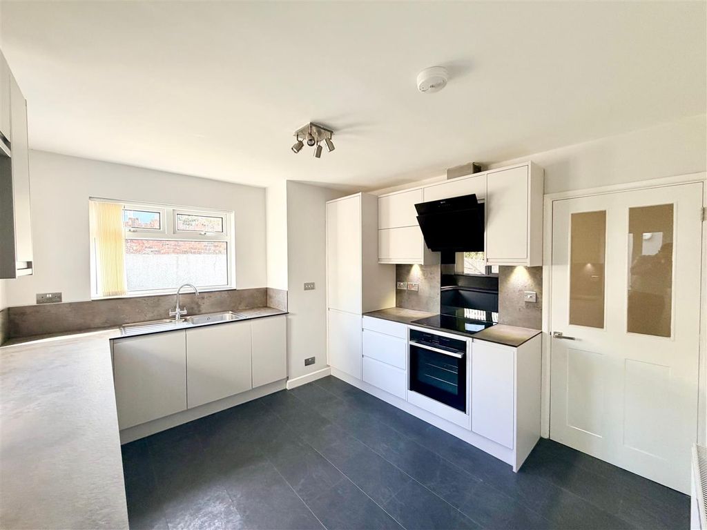 Property photo 3 of 20 Img_8345.Jpeg