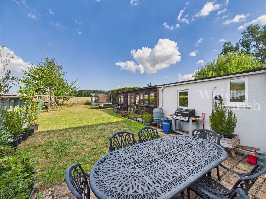 Property photo 2 of 25
