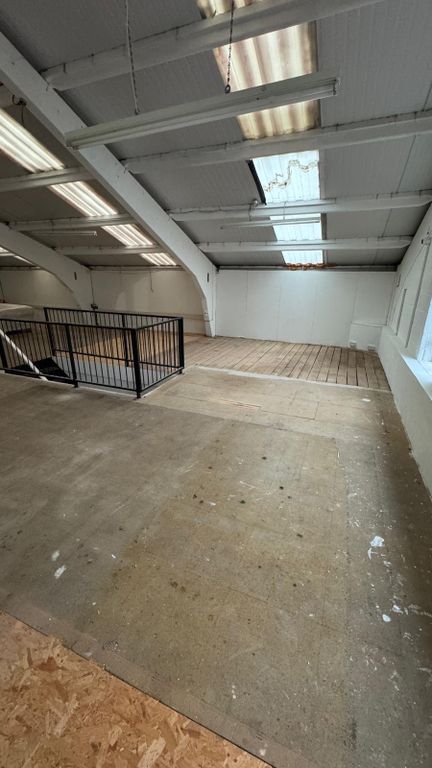 Property photo 3 of 5