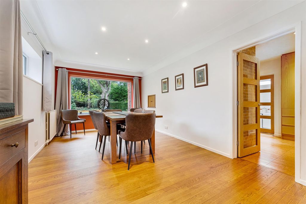 Property photo 3 of 48 Image 3