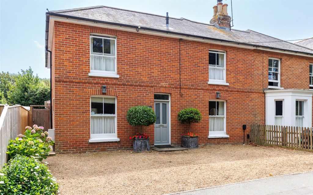 Property photo 2 of 52 1 - Crop.Jpg