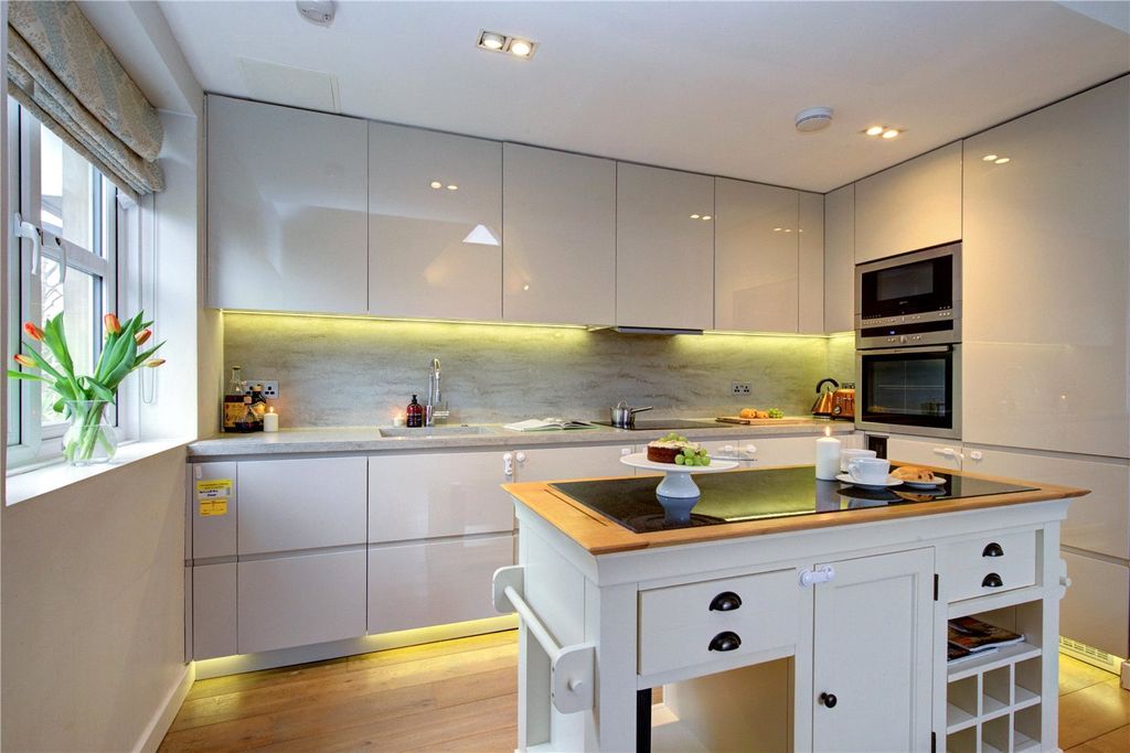 Property photo 3 of 12 Picture No. 03