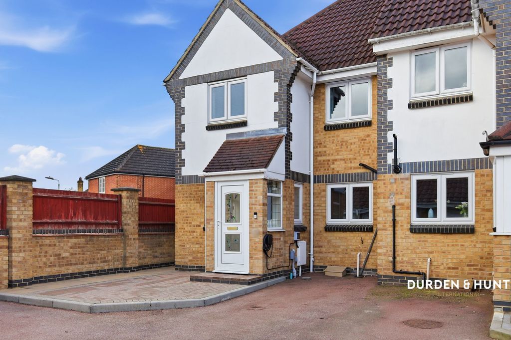 Property photo 1 of 24