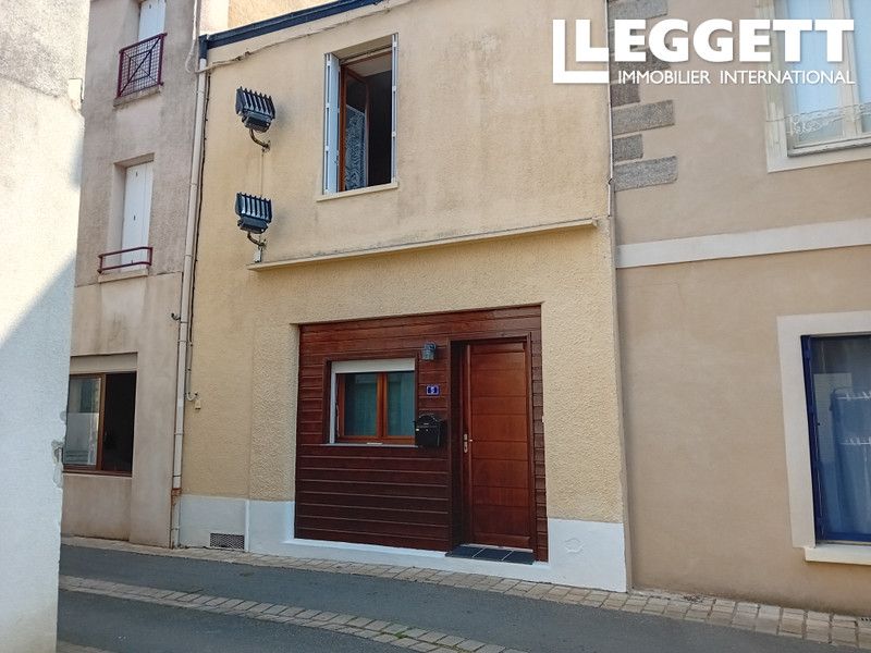 Property photo 2 of 10