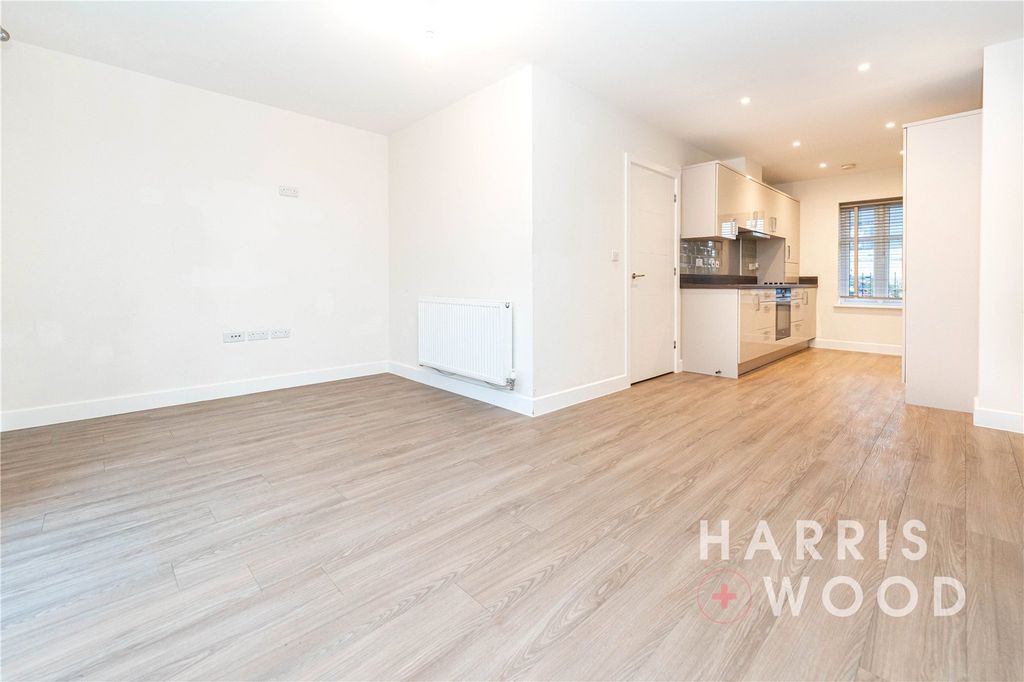 Property photo 2 of 20 Picture No. 37