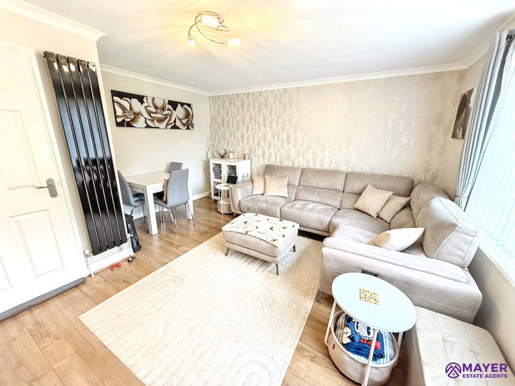 Property photo 3 of 15
