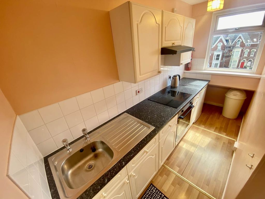 Property photo 2 of 12 Img_4042