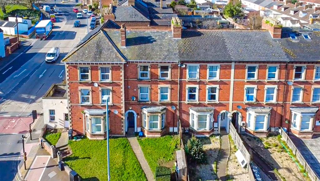 Property photo 2 of 9 4965722