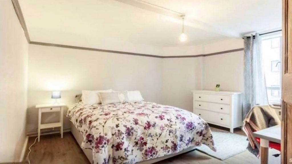 Property photo 1 of 19 Furnished Rooms With Balcony