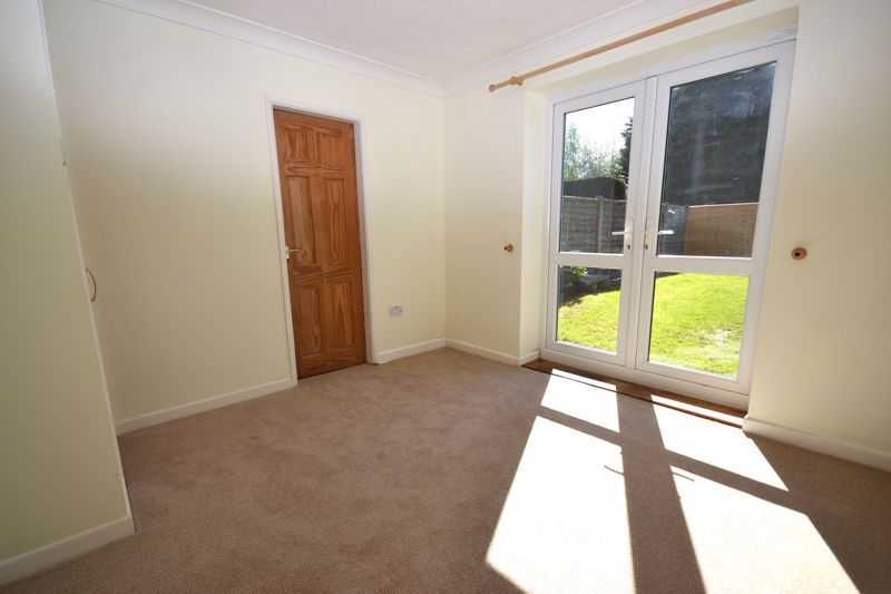 Property photo 3 of 16 Photo 21