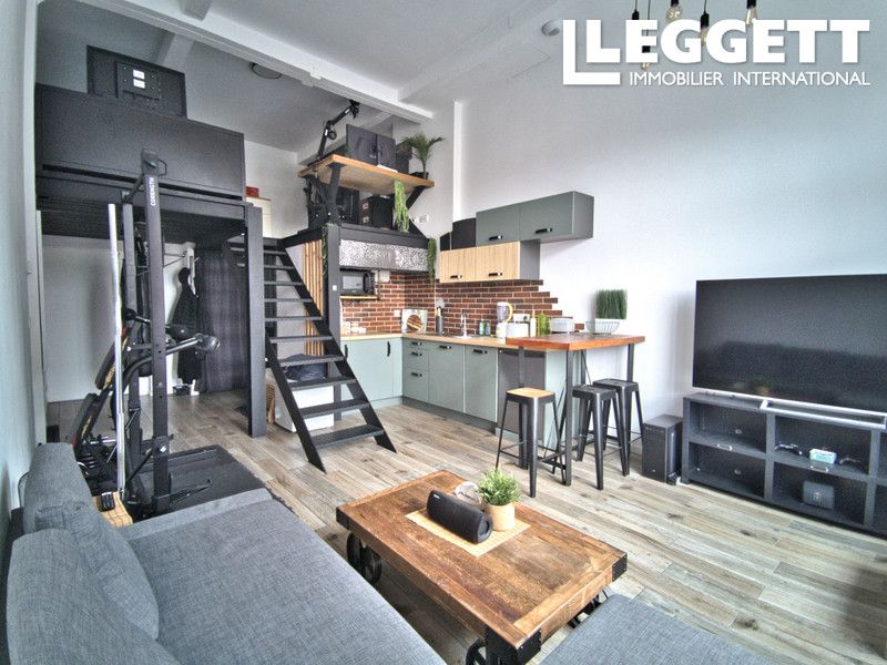 Property photo 1 of 8
