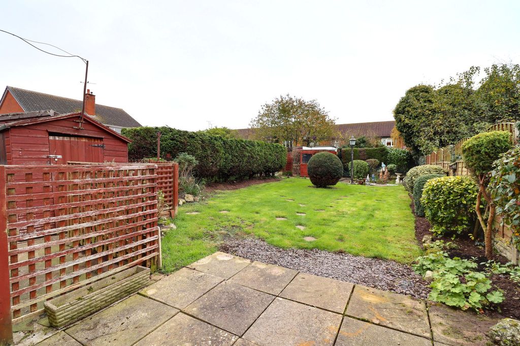 Property photo 2 of 15 Garden