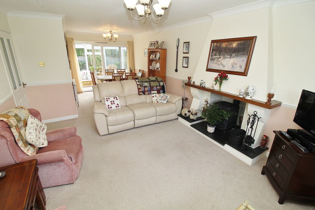 Property photo 3 of 22