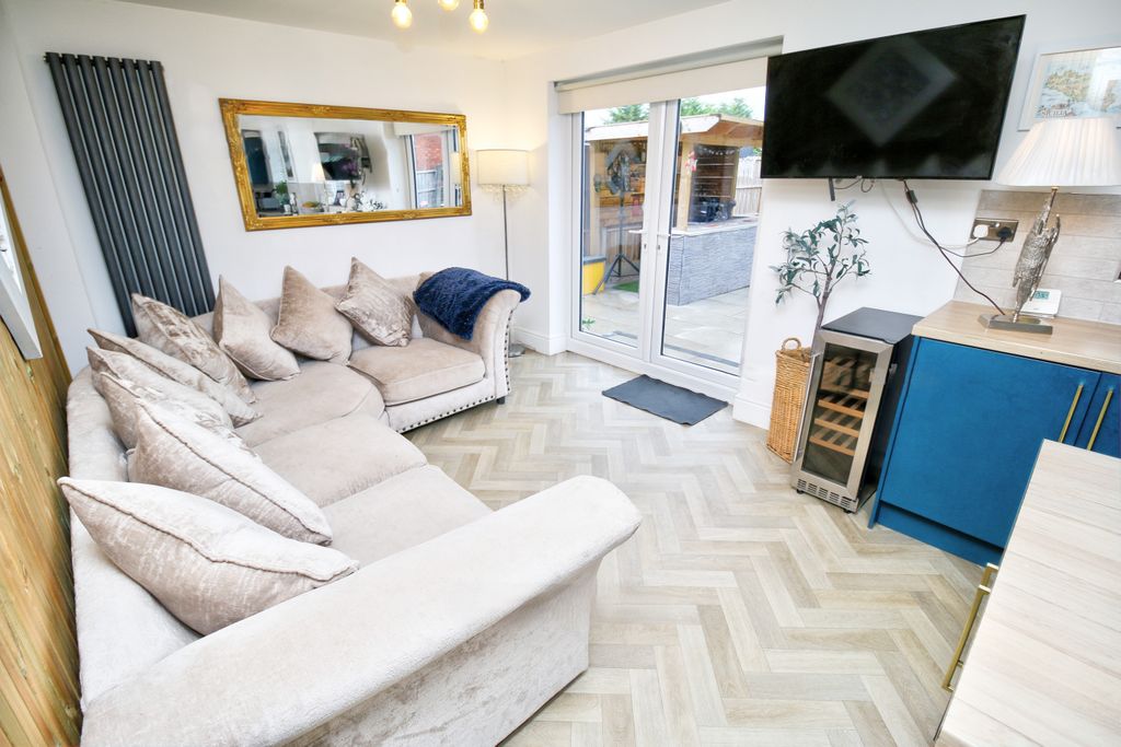 Property photo 2 of 18 Img_7096_Realistic