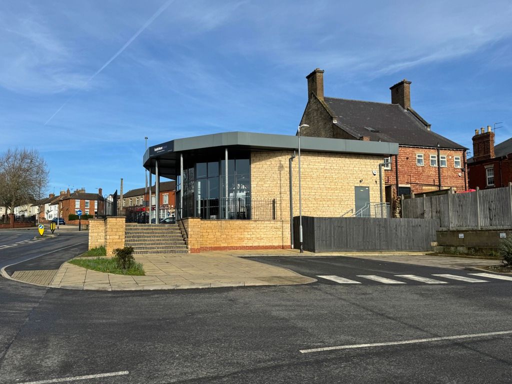 Property photo 2 of 4 Photo 8