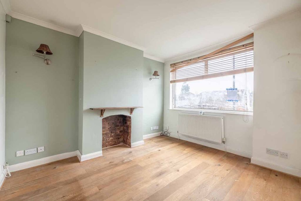 Property photo 3 of 15