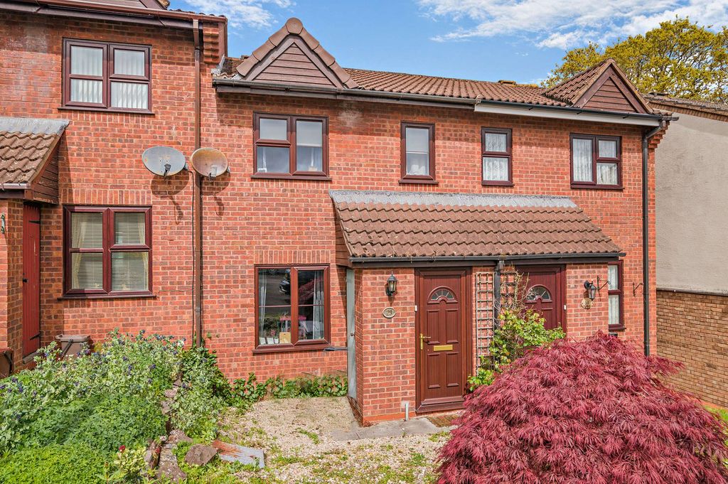 Property photo 1 of 18