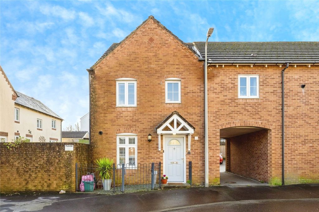 Property photo 1 of 23 Picture No. 18