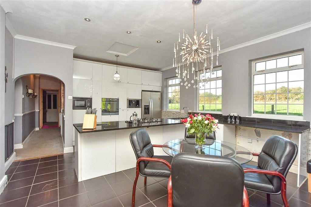 Property photo 1 of 15 Kitchen/Diner